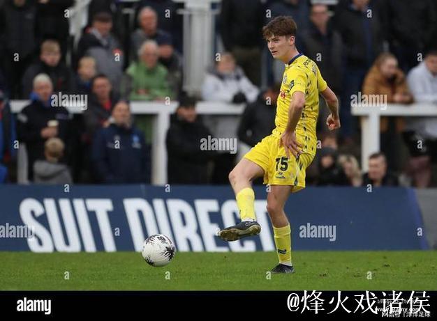 切斯特菲尔德这个进球海报这两天爆火