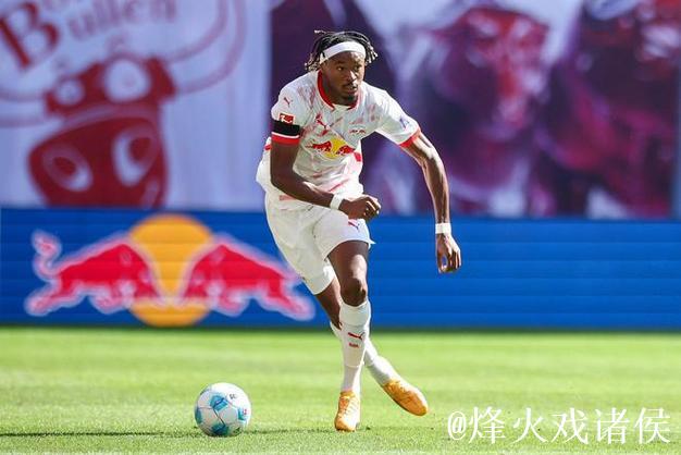 德天空：巴萨球探还没考察努萨，莱比锡明夏要价