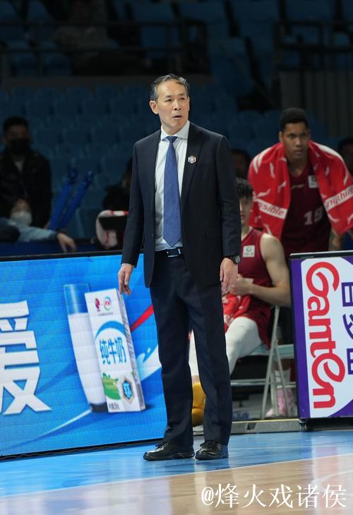 曾凡博12分首钢6人上双胜四川 宁波不敌同曦