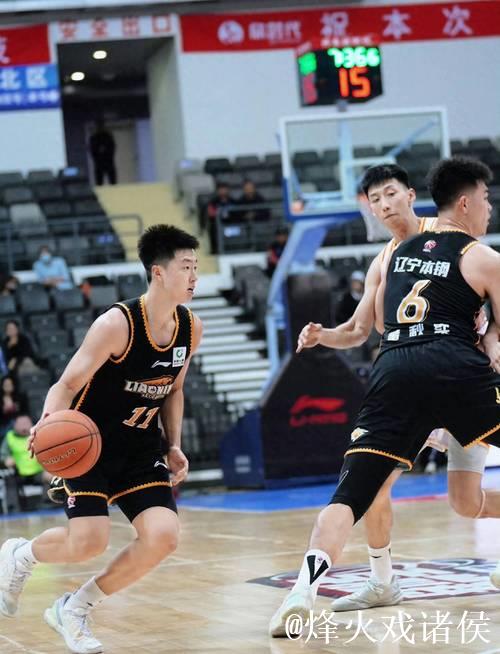 继续征战CBA？克里克结束休假返回中国训练