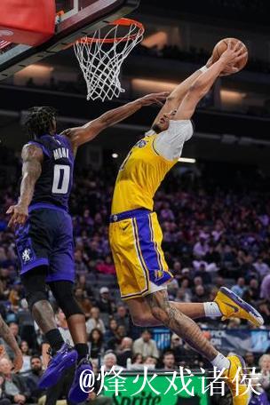 NBA-东契奇空砍42分 国王背靠背送湖人3连败