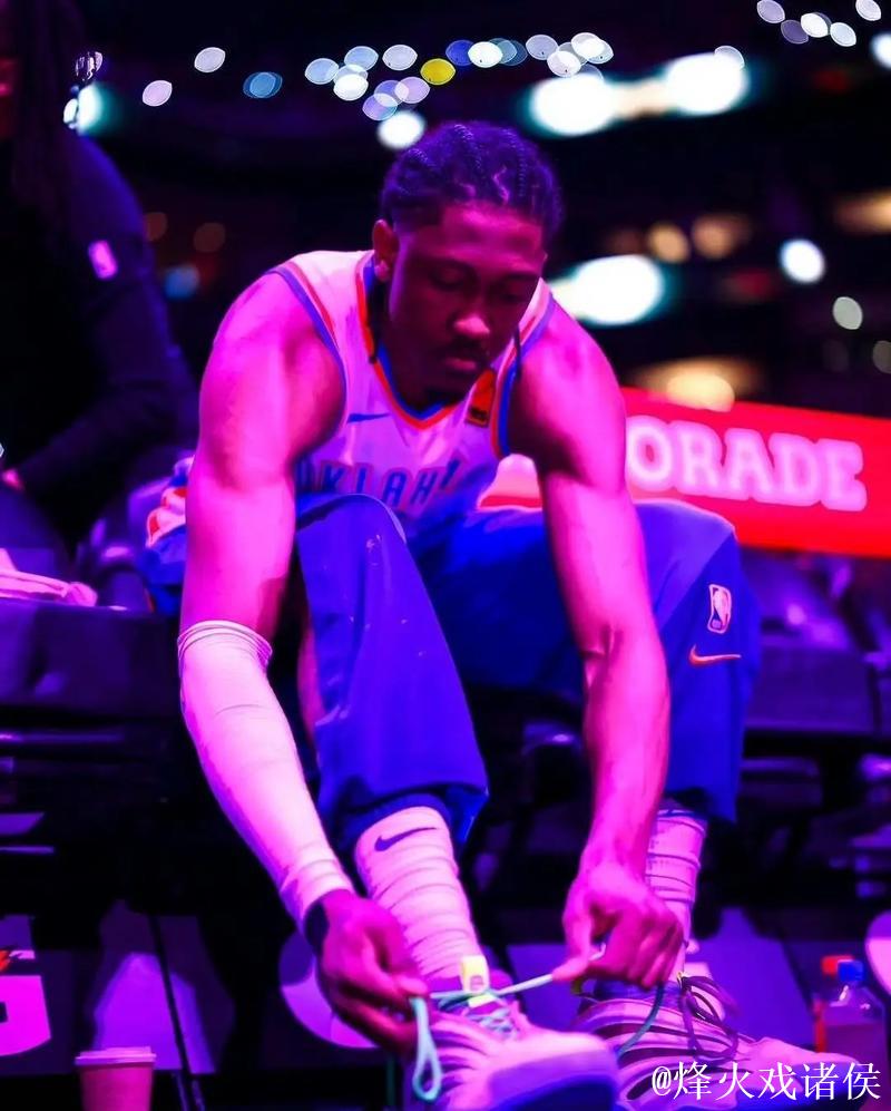 雷霆117-116逆转险胜灰熊 杰伦-威廉姆斯26+5+10